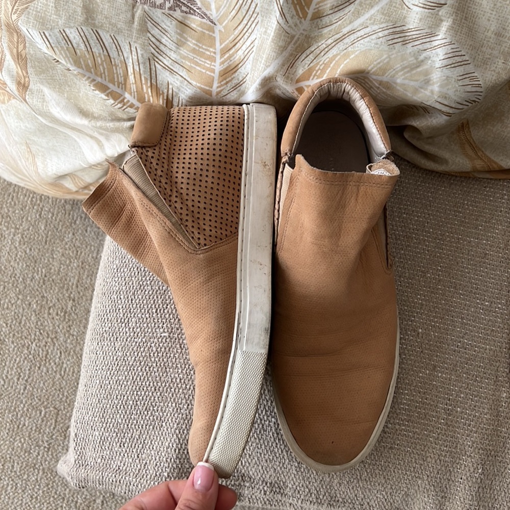 Kenneth Cole slip-on high-tops